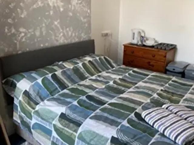 4 Bedroom End Of Terrace House To Rent In Mill Road, Kettering, NN16