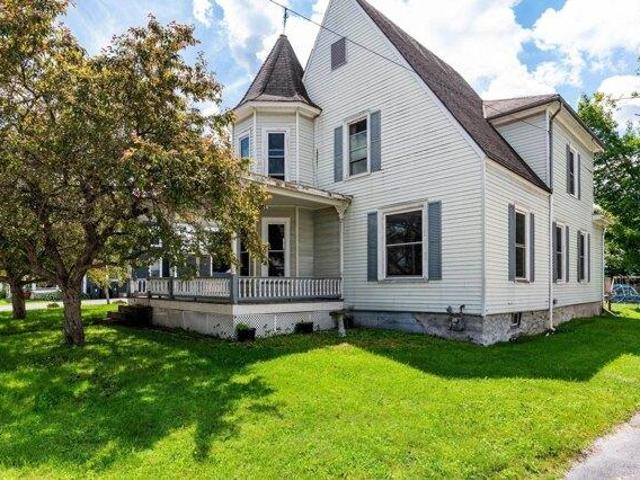 4 bedroom, Enosburg Falls VT 05450 104444761
