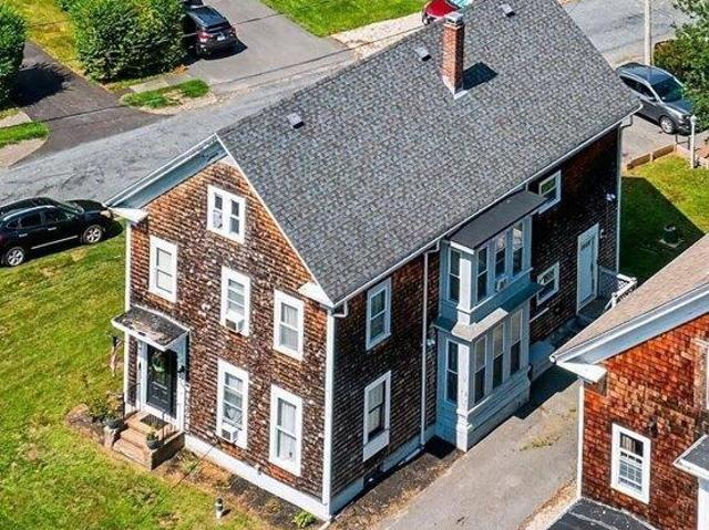 4 bedroom, East Bridgewater MA 02333 105533747