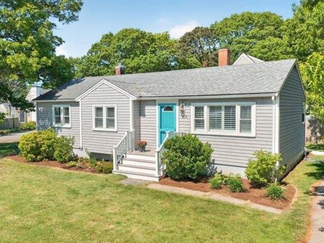 4 bedroom, East Falmouth MA 02536 105549007