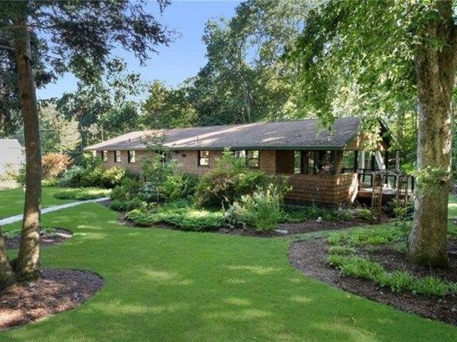 4 bedroom, East Greenwich RI 02818 105630683