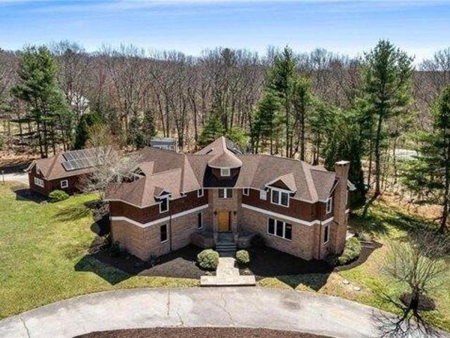 4 bedroom, East Greenwich RI 02818 105659370