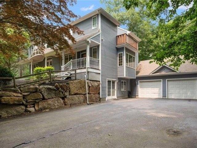 4 bedroom, East Greenwich RI 02818 105679411