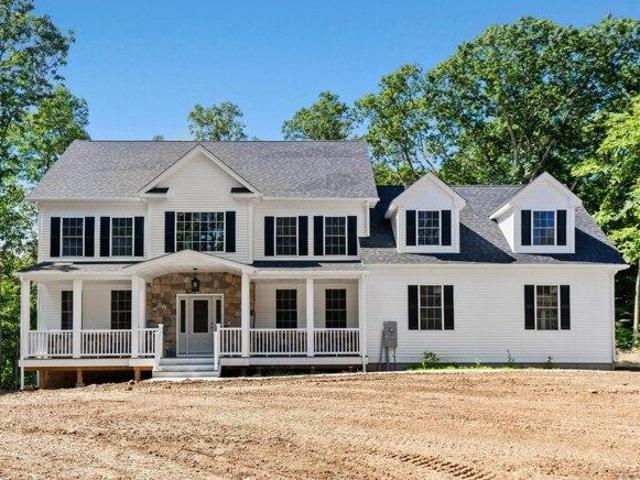 4 bedroom, East Hampton CT 06424 105589277