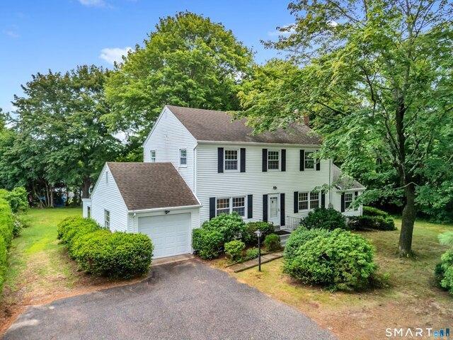 4 bedroom, East Lyme CT 06333 105494348