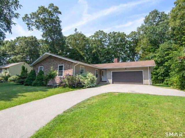 4 bedroom, East Lyme CT 06357 104832138