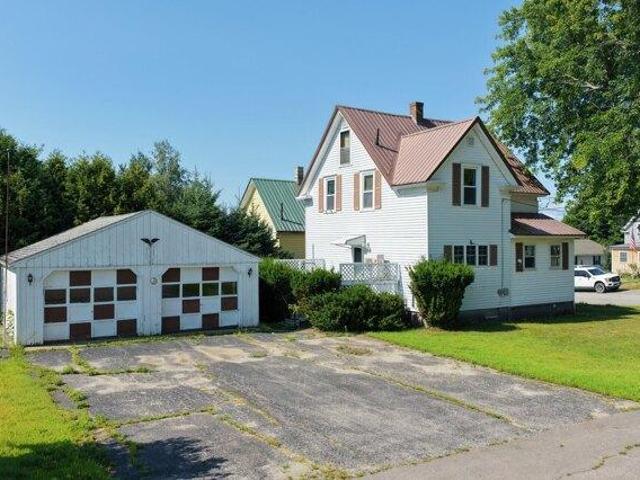 4 bedroom, East Millinocket ME 04430 105652965
