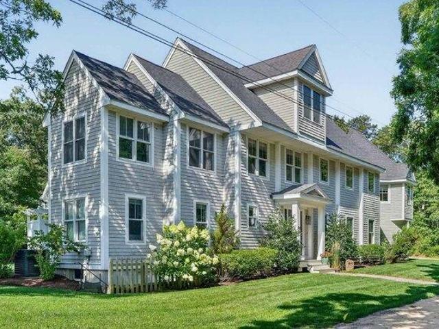 4 bedroom, Edgartown MA 02539 105428026