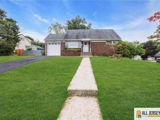 4 bedroom, Edison NJ 08837 105290489