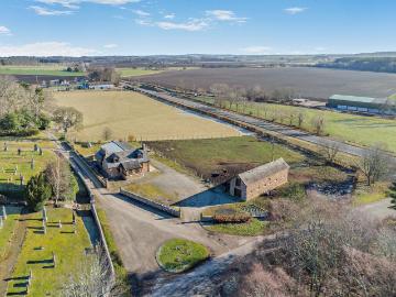 4 bedroom equestrian facility for sale