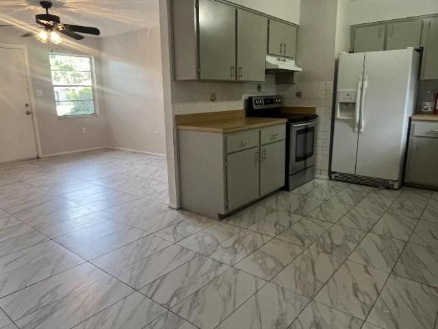 4 bedroom, Eustis FL 32726 LS105521338