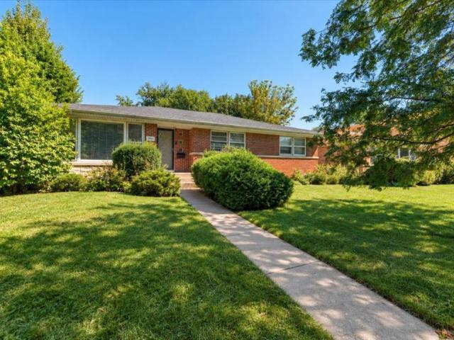 4 bedroom, Evanston IL 60203 105345248