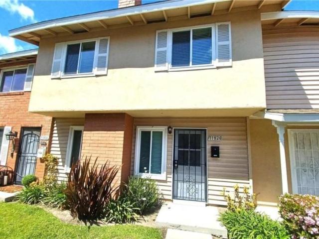 4 bedroom, Fountain Valley CA 92708 104857868