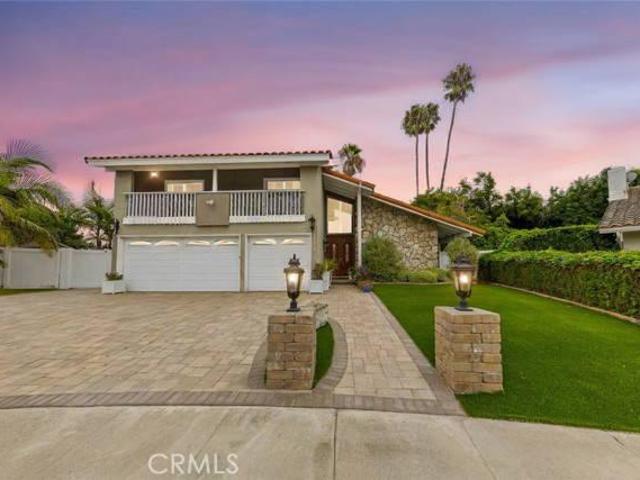 4 bedroom, Fountain Valley CA 92708 106222749