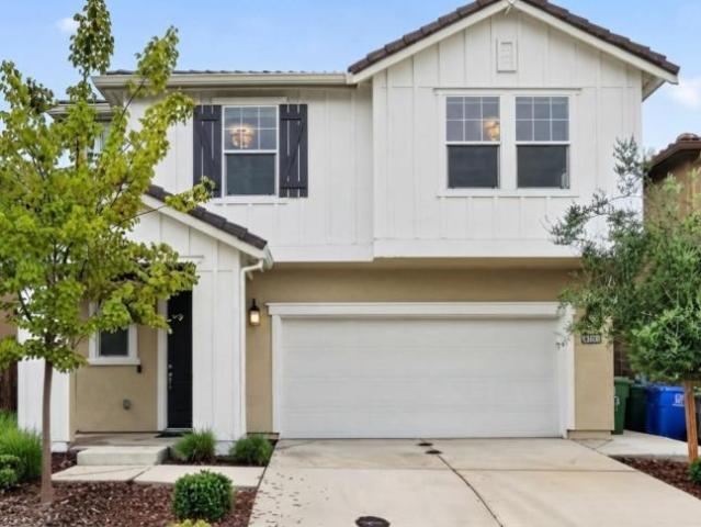 4 bedroom, Folsom CA 95630 LS105376635