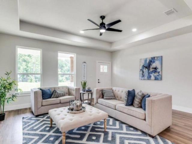 4 bedroom, Fort Worth TX 76106 104122360