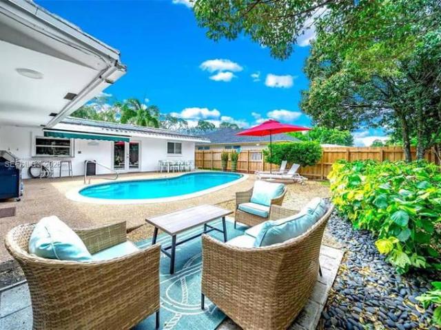 4 bedroom, Fort Lauderdale FL 33308 105008408
