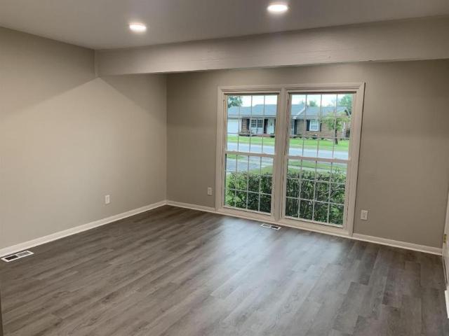 4 bedroom, Fayetteville NC 28314 106214019