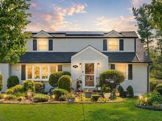 4 bedroom, Fair Lawn NJ 07410 105711496