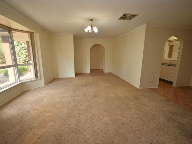 4 BEDROOM FAMILY HOME