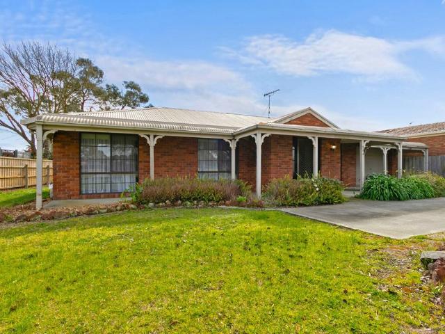 4 Bedroom Family Home!