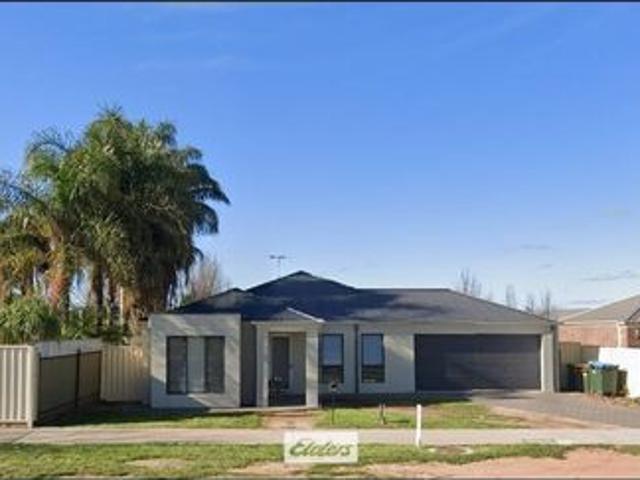 Modern Family Living with Space, Comfort & Style!