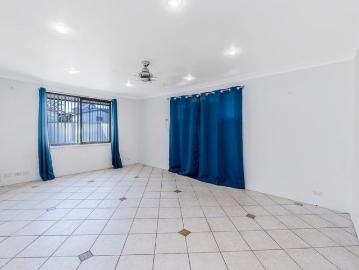 4 Bedroom family home !