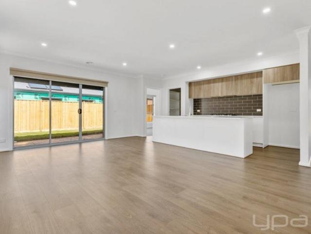 4 BEDROOM FAMILY HOME