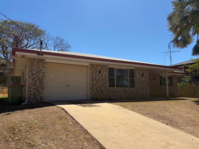 4 Bedroom Family Home, $750 per Week + Water Gatton Real Estate