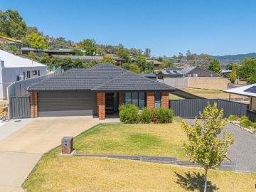 4 Bedroom Family Home