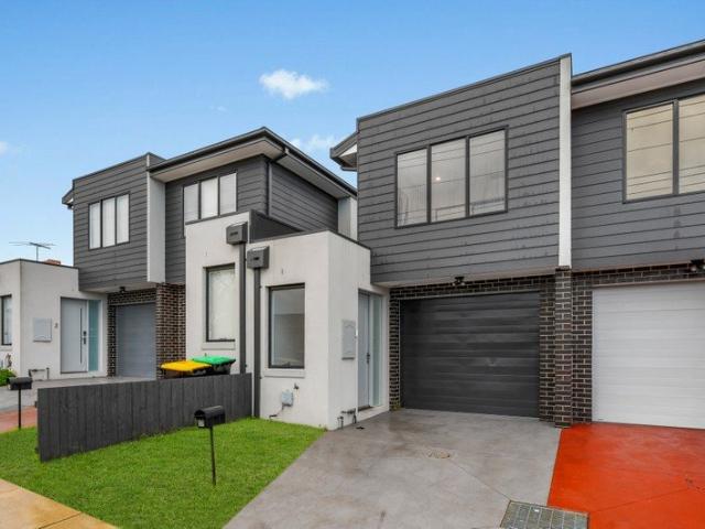 4 Bedroom Family Home in a Convenient Springvale Location
