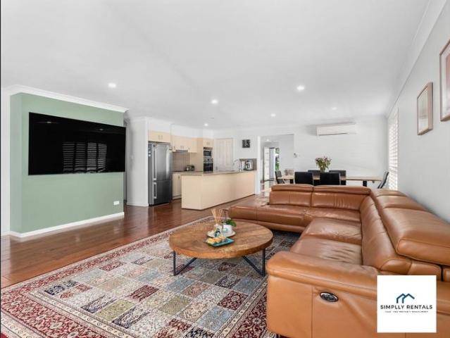 4 Bedroom Family Home in Aspley!