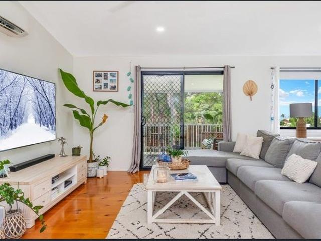 4 Bedroom Family Home in Barlows Hill
