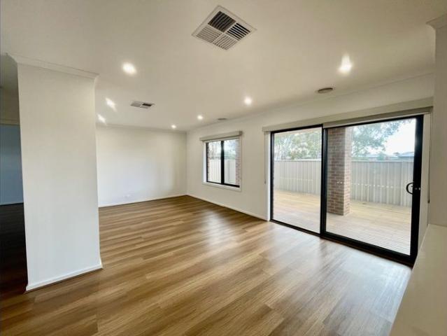 4 Bedroom Family Home in Epsom