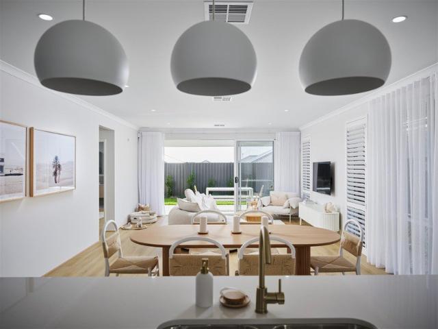 4 Bedroom Family Home in Hammond Park Near Schools, Parks & Coogee Beach Fixed Price Package