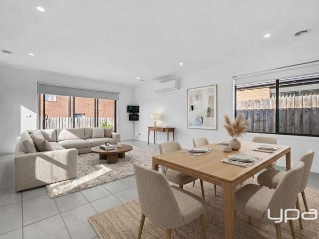 4 BEDROOM FAMILY HOME IN WEIR VIEWS