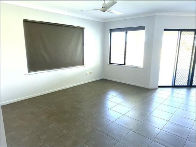 4 Bedroom Family Home in Whitsunday Paradise