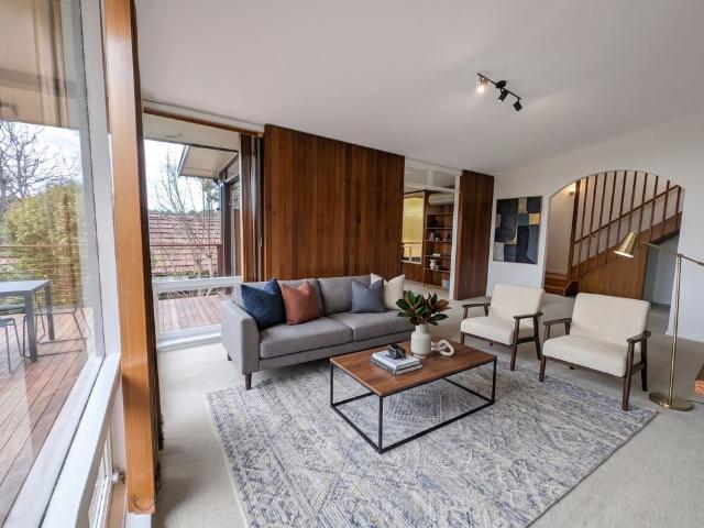 4 Bedroom Family Home Idyllic Living in a Peaceful Cul de Sac Setting