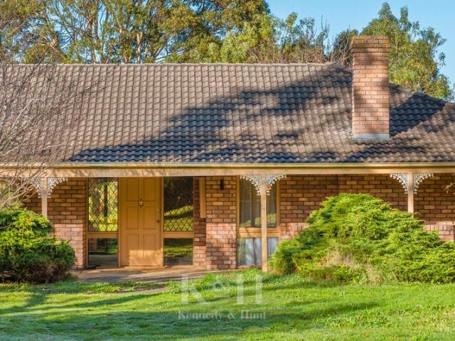 4 Bedroom family home overlooking Gisborne township