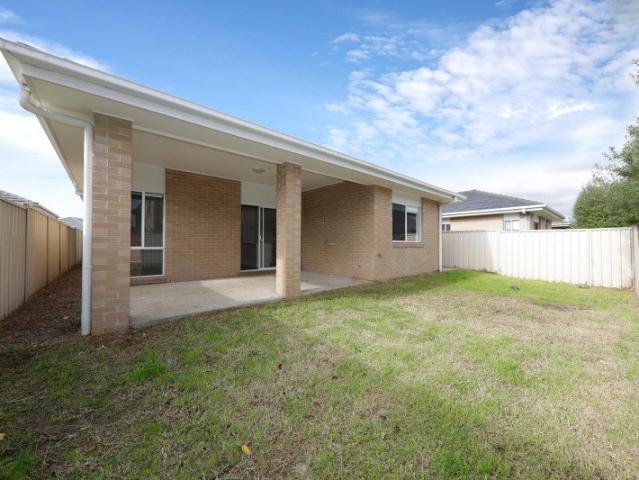 4 Bedroom Family Home Newly Developed Caversham Waters Estate