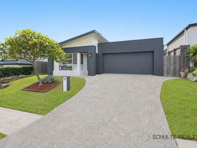 4 Bedroom Family Home With Flexible Layout and Multiple Living Areas
