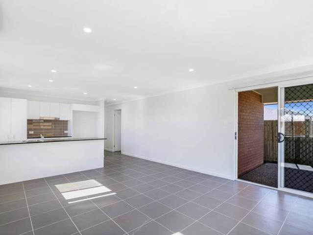 4 BEDROOM FAMILY HOME WITH SEPARATE STUDY. LOCATED IN A QUIET AREA OF YARRABILBA CLOSE TO PARKS