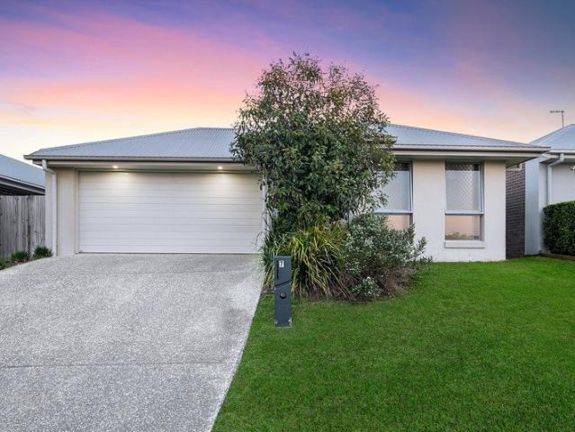 4 bedroom family home vacant & ready to move straight into!