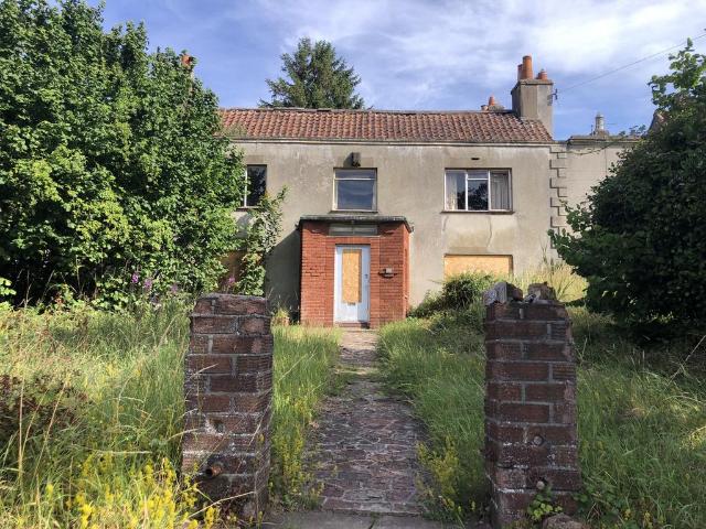 4 bedroom farm house for sale