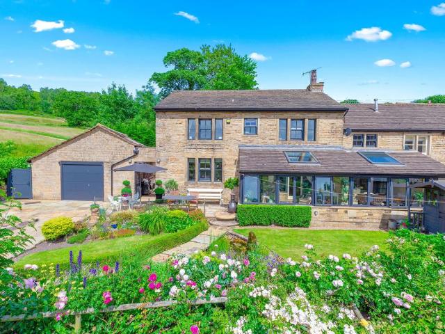 4 bedroom farm house for sale