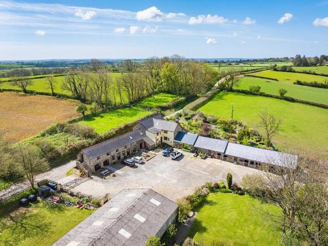 4 bedroom farm house for sale