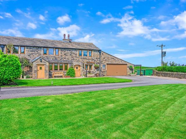 4 bedroom farm house for sale