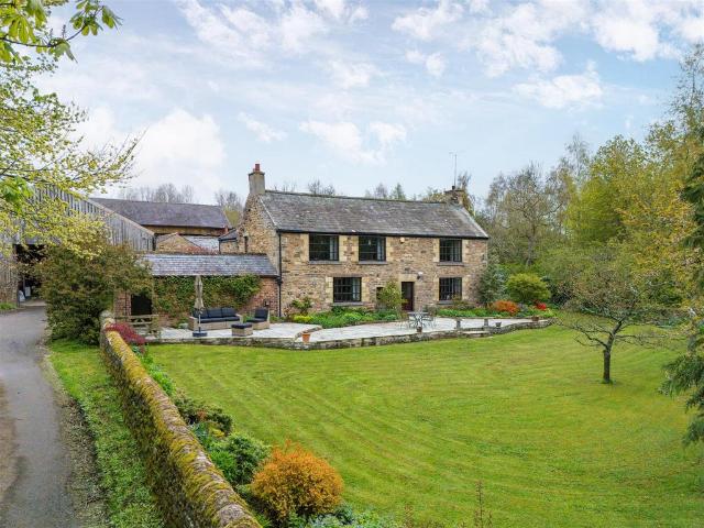 4 bedroom farm house for sale