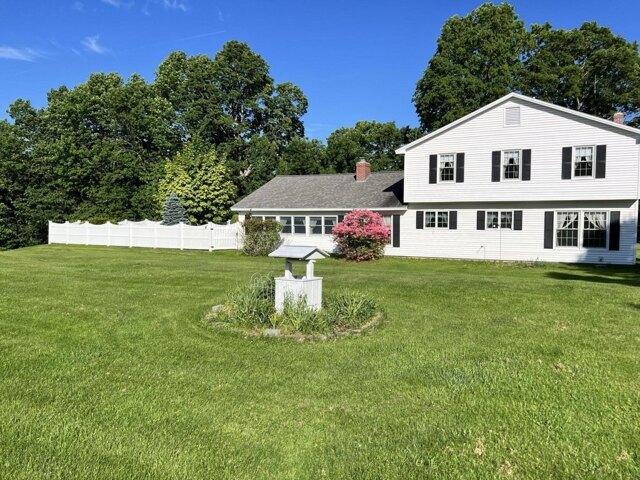 4 bedroom, Farmington ME 04938 105711327