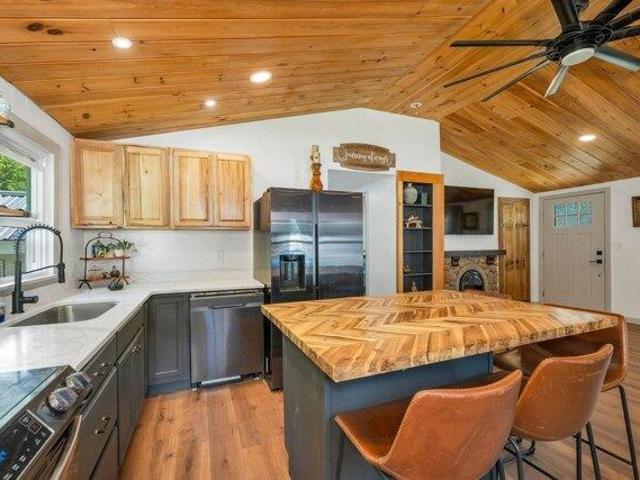 4 bedroom, Farmington NH 03835 105613623